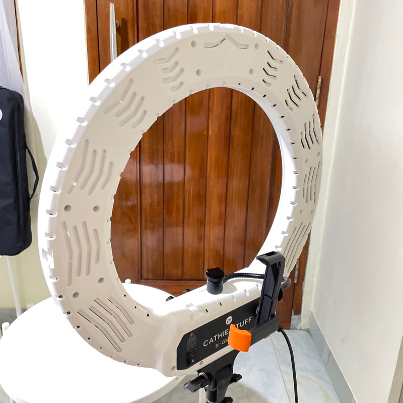 Cathie Stuff Ringlight Bi color 2.0 Preloved ringlight MUA