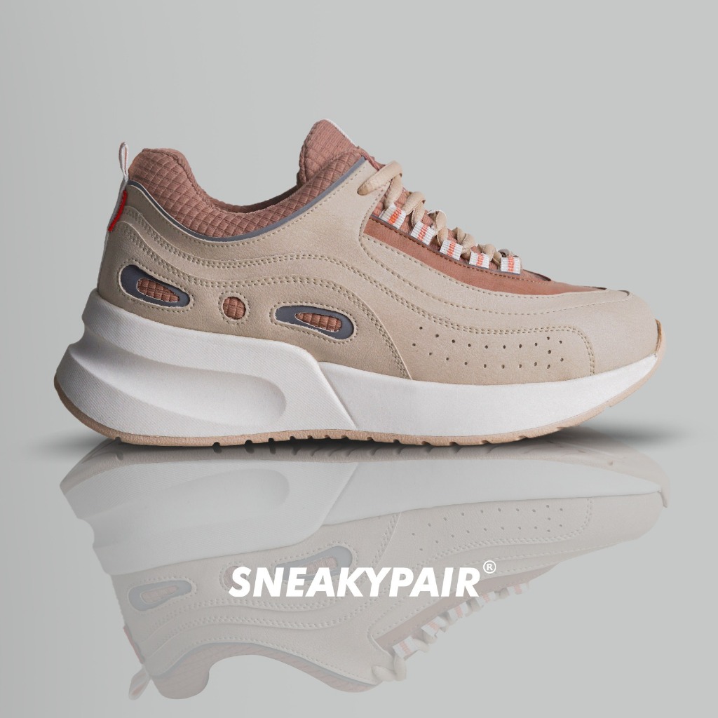 SNEAKYPAIR Wind Almond Adventure Sepatu Wanita Sneakers Shoes