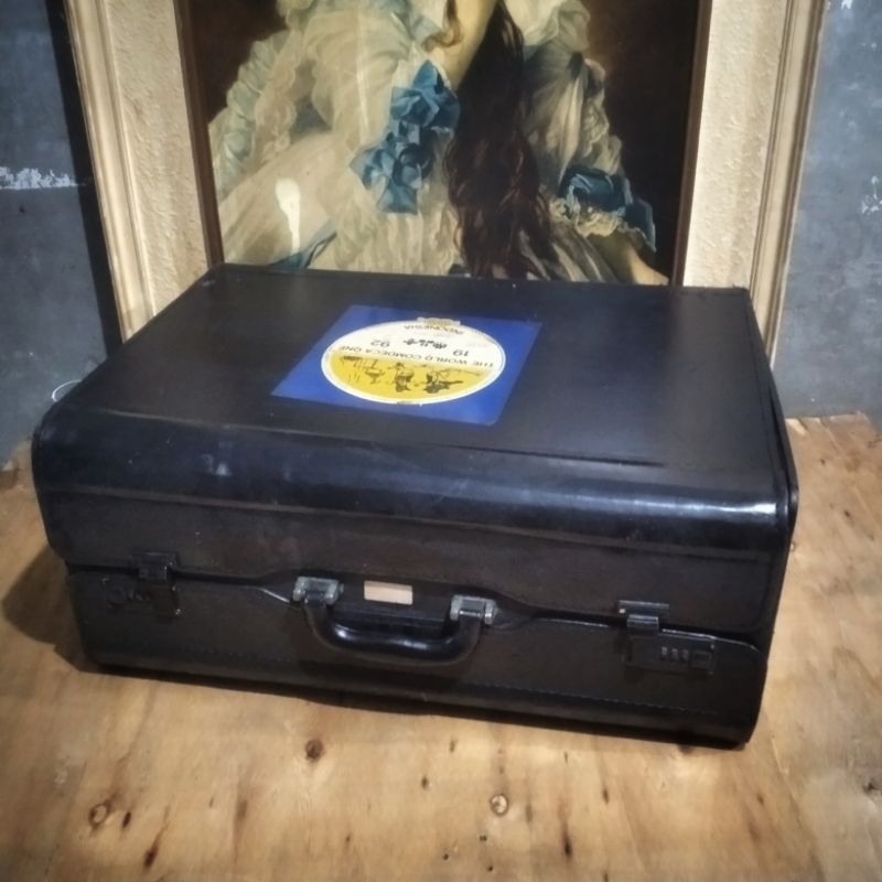 tas koper merk caroll antik vintage jadul lawas kuno retro unik