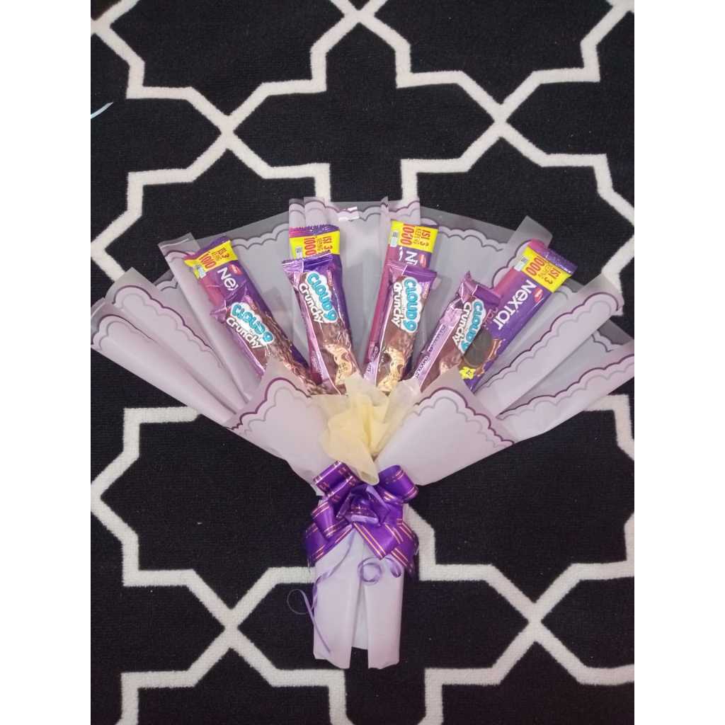 

BUKET SNACK JADI bisa reqwes isian buket nya/ BUKET JAJAN