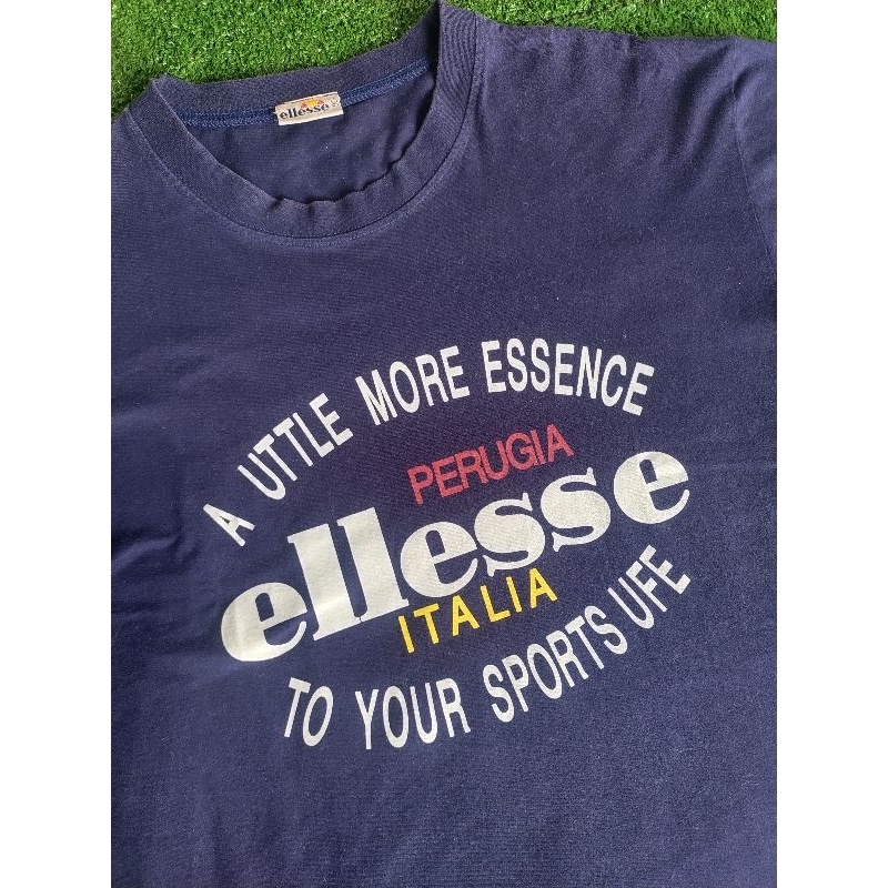 T SHIRT ELLESE SECOND 70 (NEGOTIABLE)