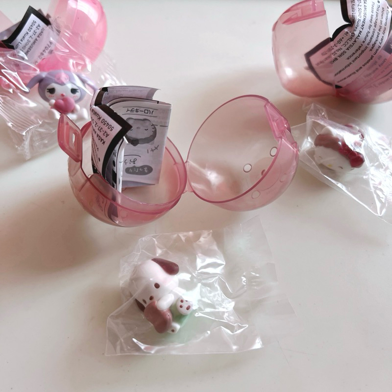 Pochacco gachapon Sanrio figure