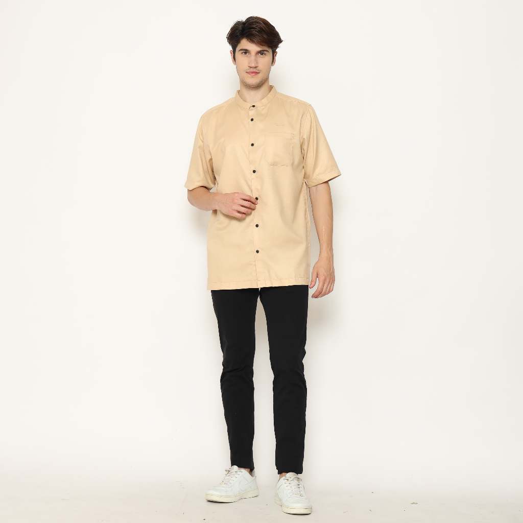 Binauf Kemko short sleeve full button / kemeja koko pria lengan pendek full kancing - Cream