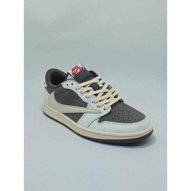 UD Jordan 1 Retro Low OG SP Travis Scott Reverse Mocha