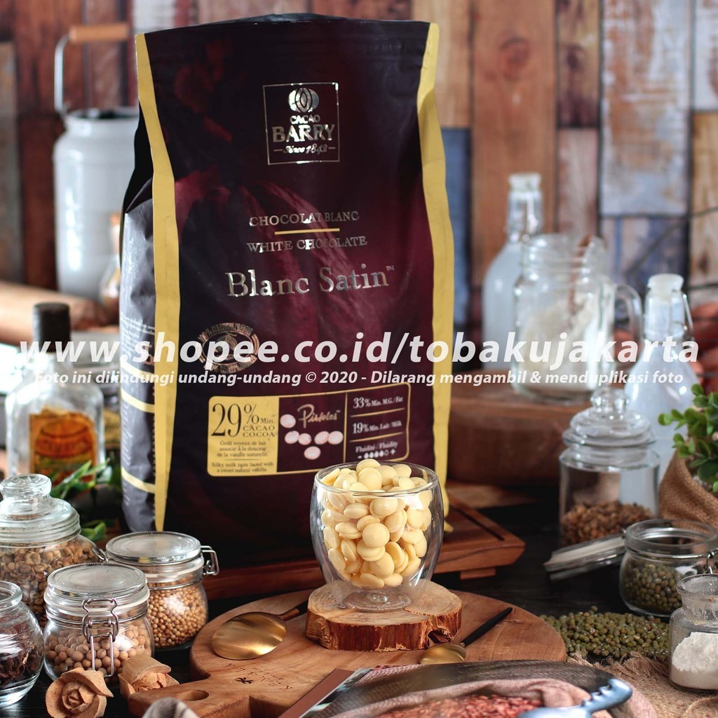 

Cacao Barry - BLANC SATIN 29% 100gr White Chocolate Couverture Cokelat Coin Putih Coklat Baking