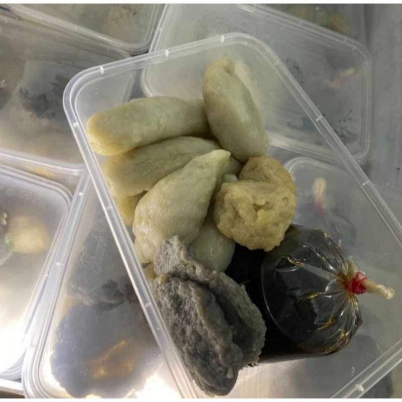 

Pempek ikan satu box isi 11 frozen