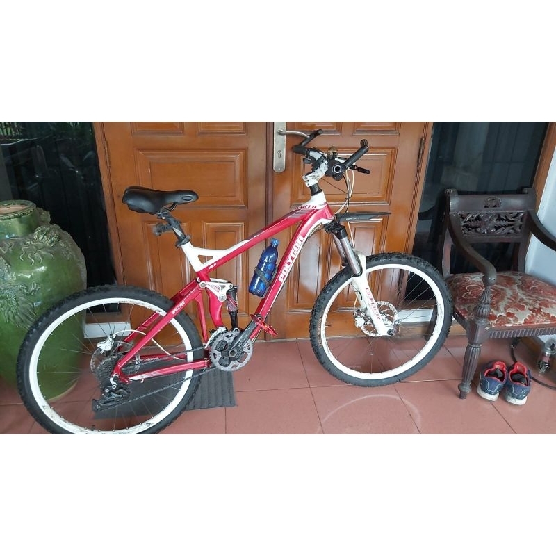 polygon collosus AX 1.0