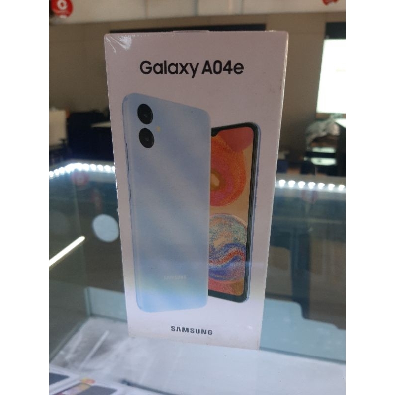 SAMSUNG A04e 3+4/64