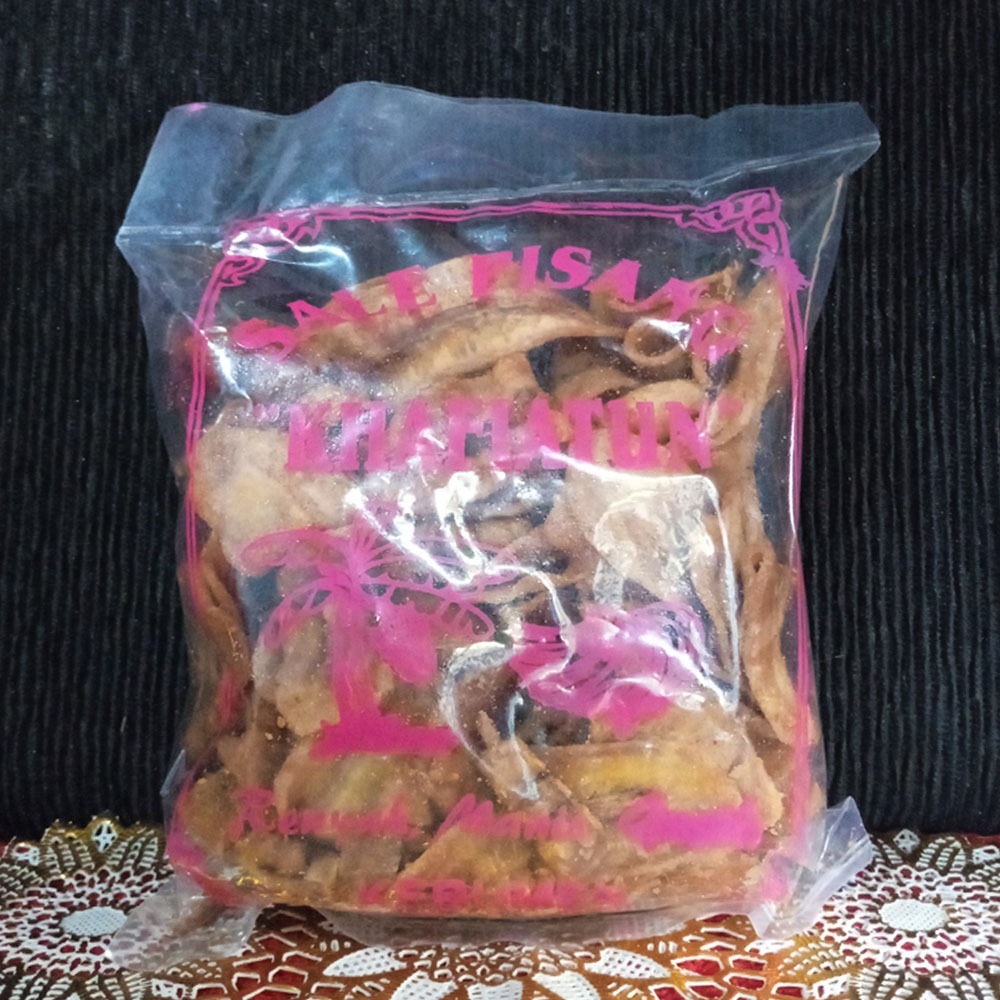 

saleh pisang kering crispy rasa manis Gurih berat 125gr