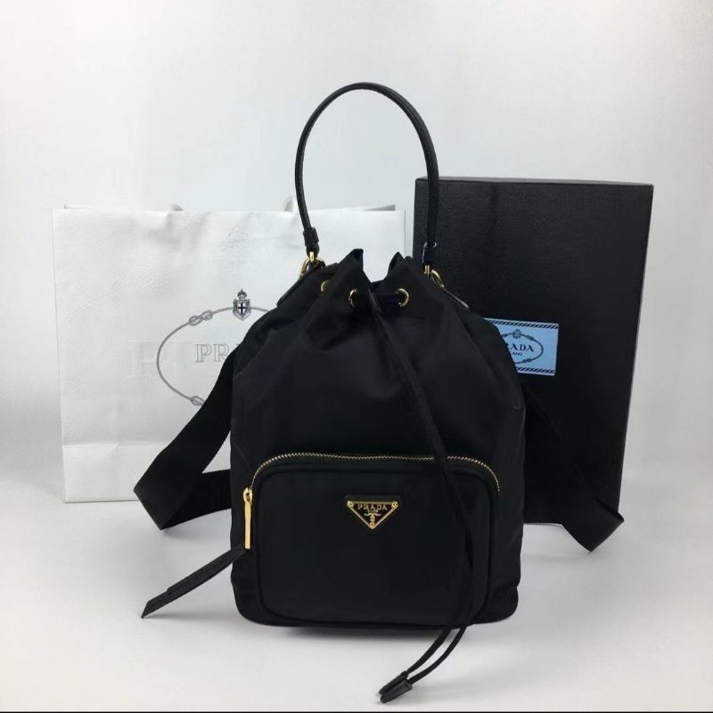 Tas wanita Prada duet re nylon bucket bag