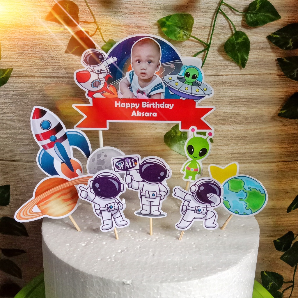 Toper Astronot (Bisa Tambah Foto) untuk Hiasan Kue Ulang Tahun / Ultah Anak Karakter (Topper Cake Cu