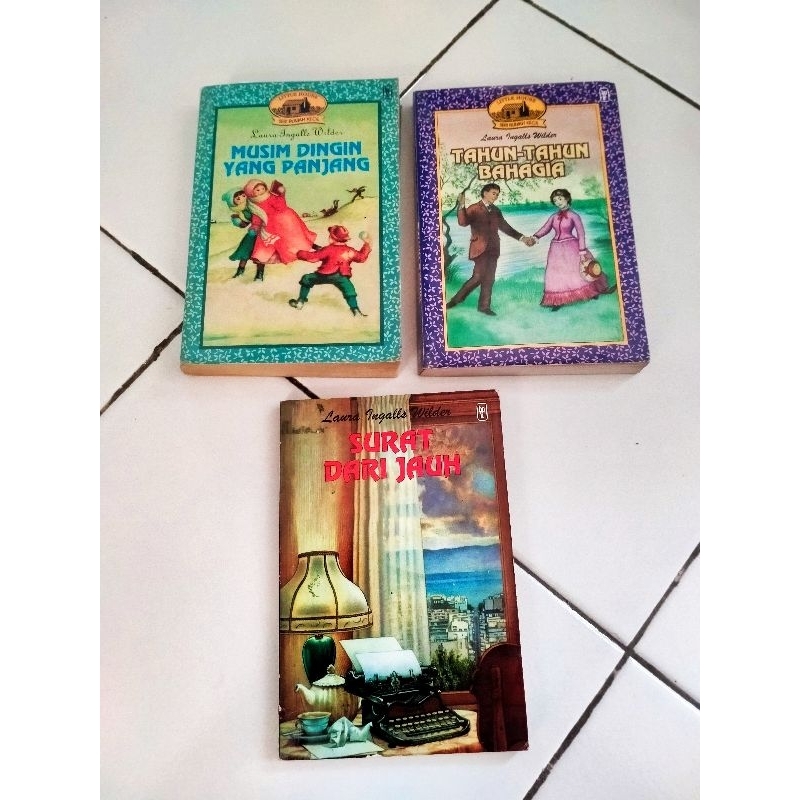 LAURA INGALLS WILDER,MUSIM DINGIN YANG PANJANG,TAHUN TAHUN BAHAGIA,SURAT DARI JAUH.HARGA SATUAN