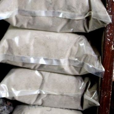 

BUBUK ORIGINAL DAUN NILAM/ POGOSTEMON CABLIN DILEM PATCHOUL TERMURAH-250 GRAM