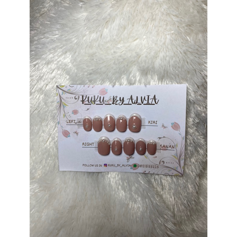 Kuku palsu/ press on nails/ kuku palsu pengantin/ wedding nails/ custom kuku palsu