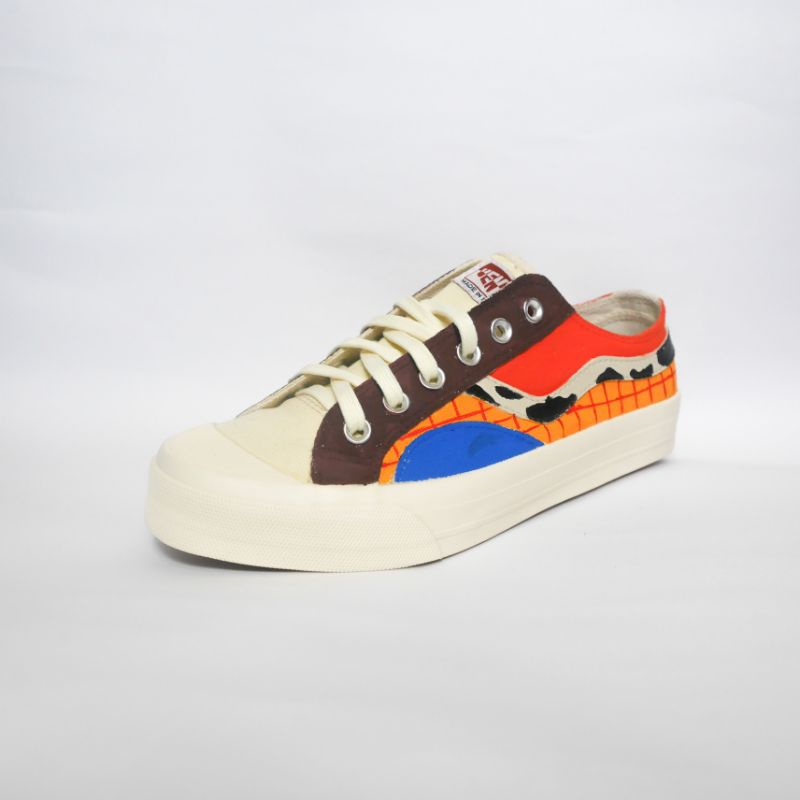 Sepatu Ventela Custom Toy Story Woody