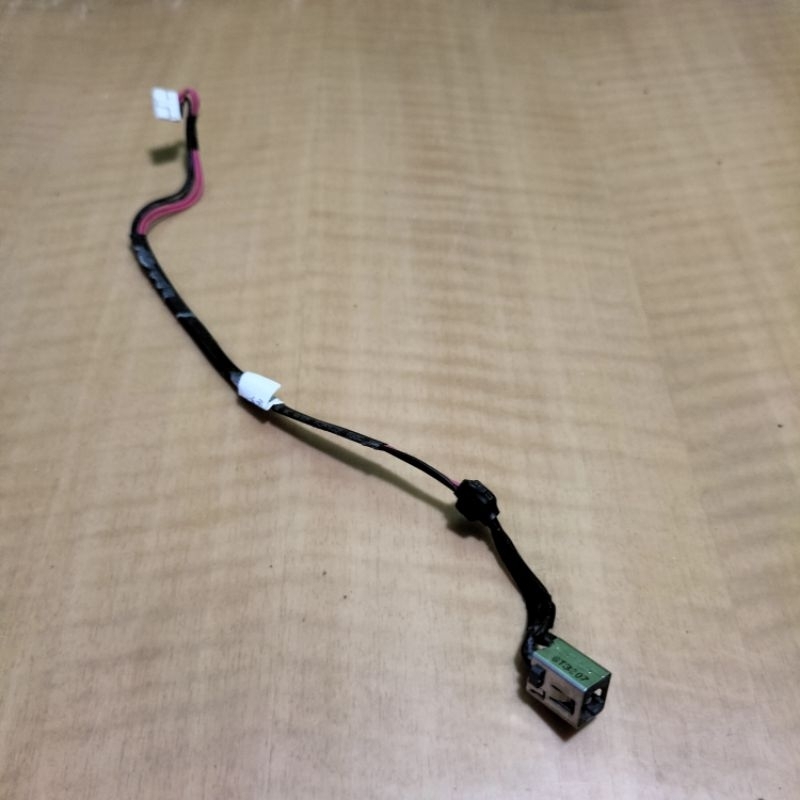 Jack DC Laptop Toshiba Satellite L40-A
