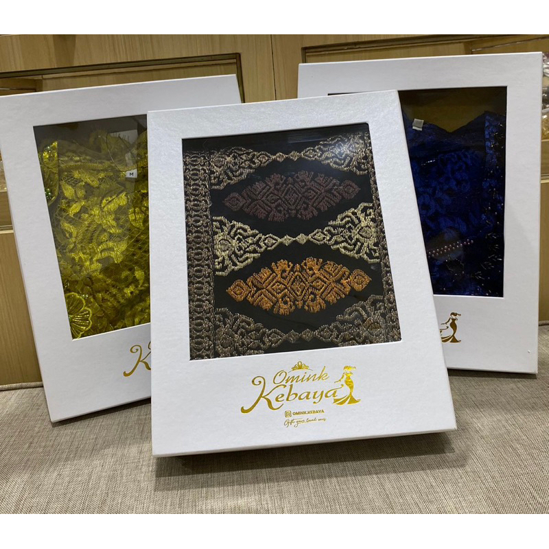 

Box kebaya/kotak hadiah