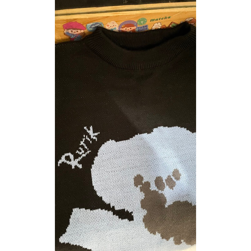 Preloved Rurik Onata crewneck