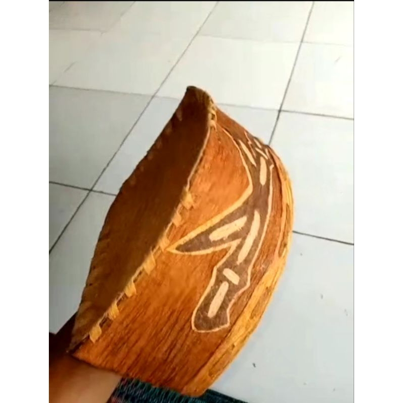 peci kulit kayu habib bahar motif pedang