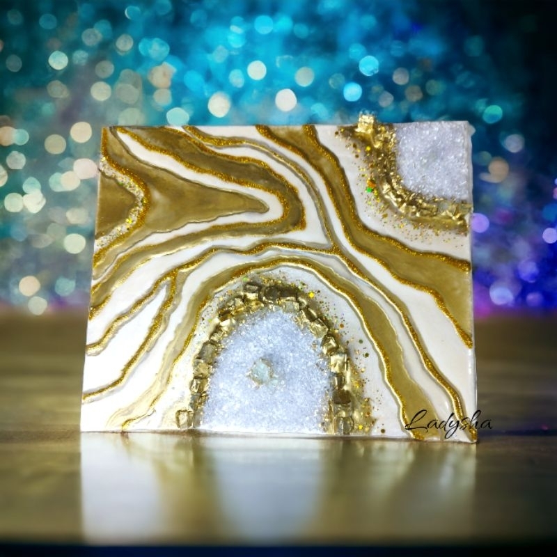 Geode resin art || Resin geode || Resin canvas art || Acrylic canvas art || Gold resin