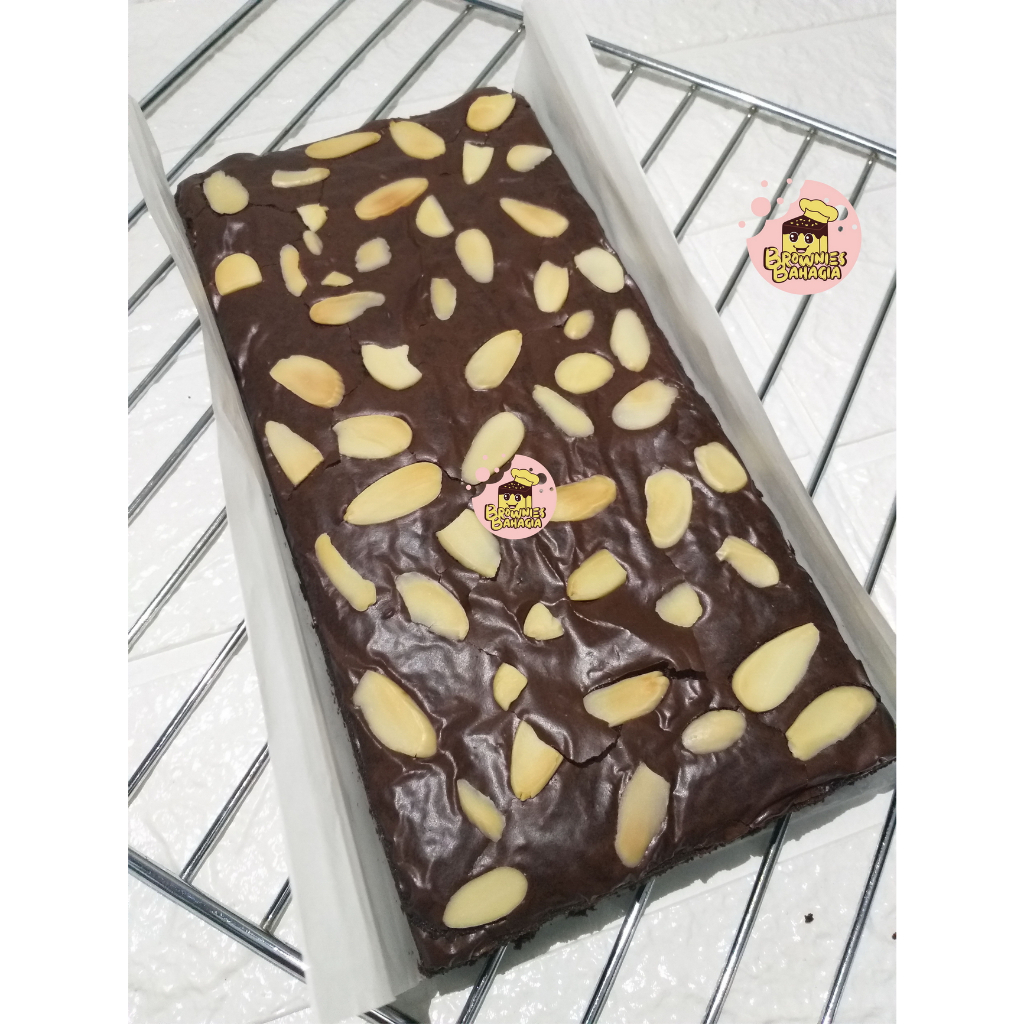 

Brownies Fudgy Premoum Toping "ALMOND