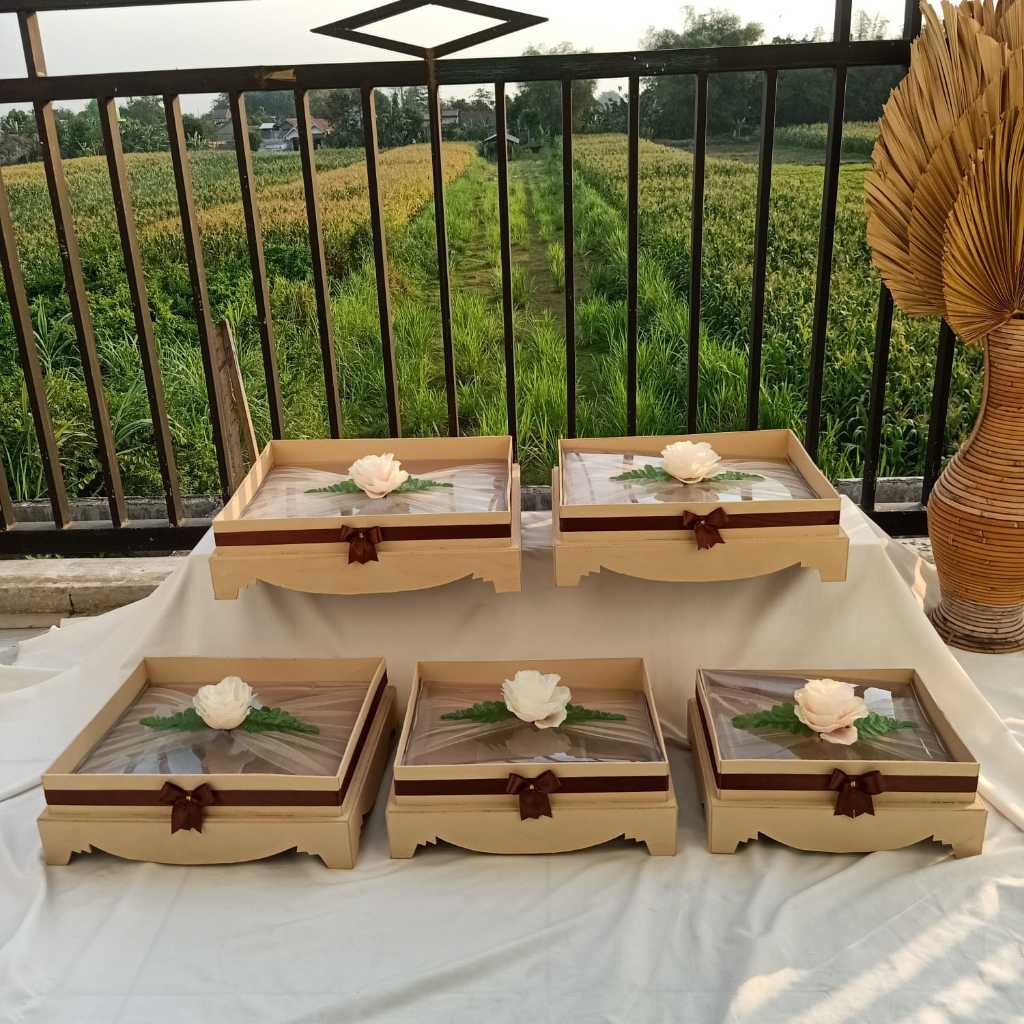 

BOX HANTARAN MODEL PANGGUNG ISI 5/ BOX SESERAHAN