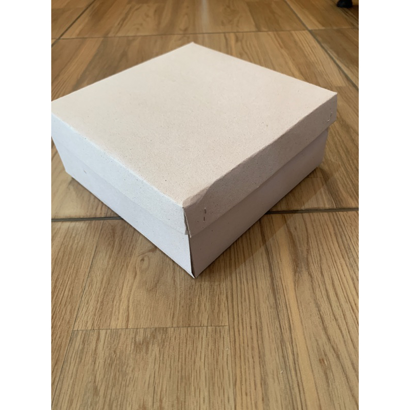 

Box Nasi Kotak 18x18