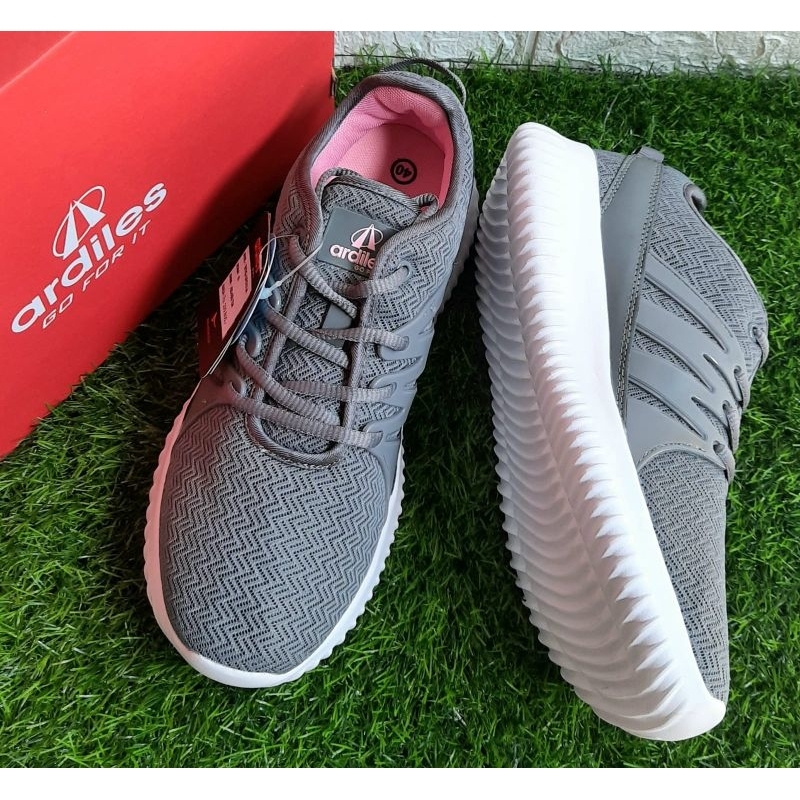 Sepatu Sneakers Wanita ARDILES URSULA