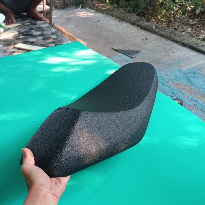 Jok motor Suzuki Smash old 110 model road race