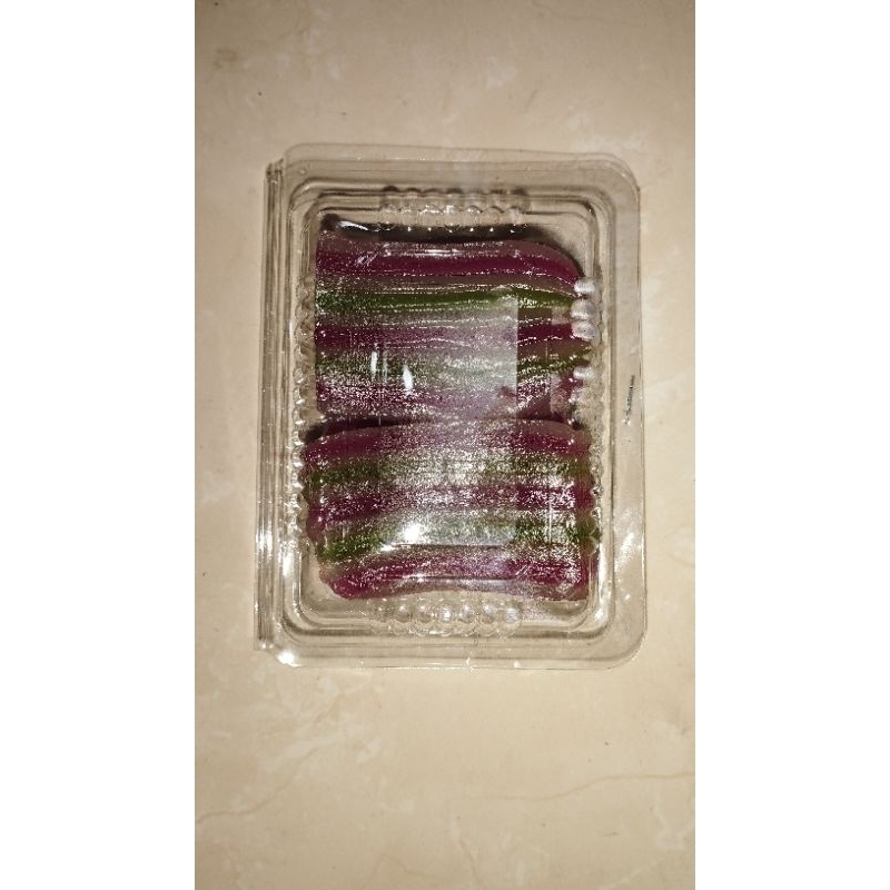 

Kue Lapis 11 layer 5rb/6pcs