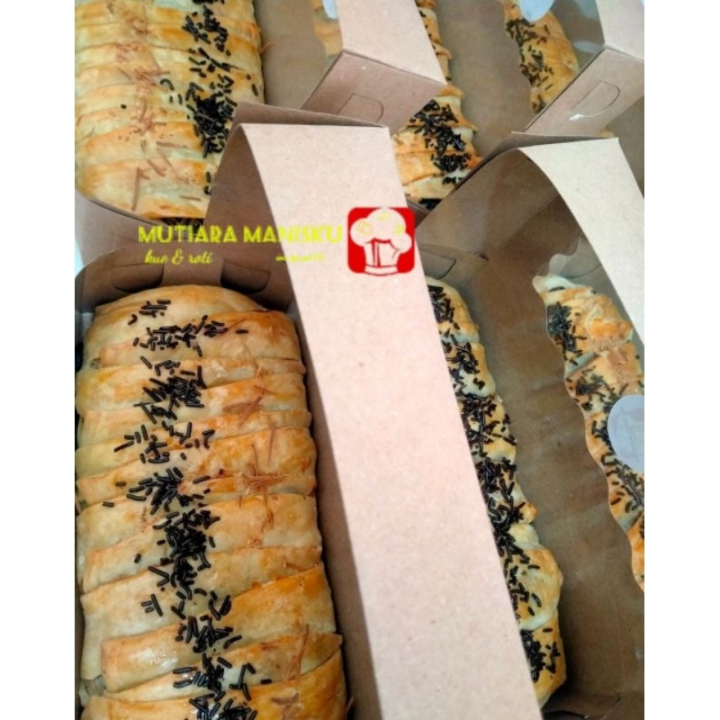 

Banana Strudel coklat Keju uk dus 22*10