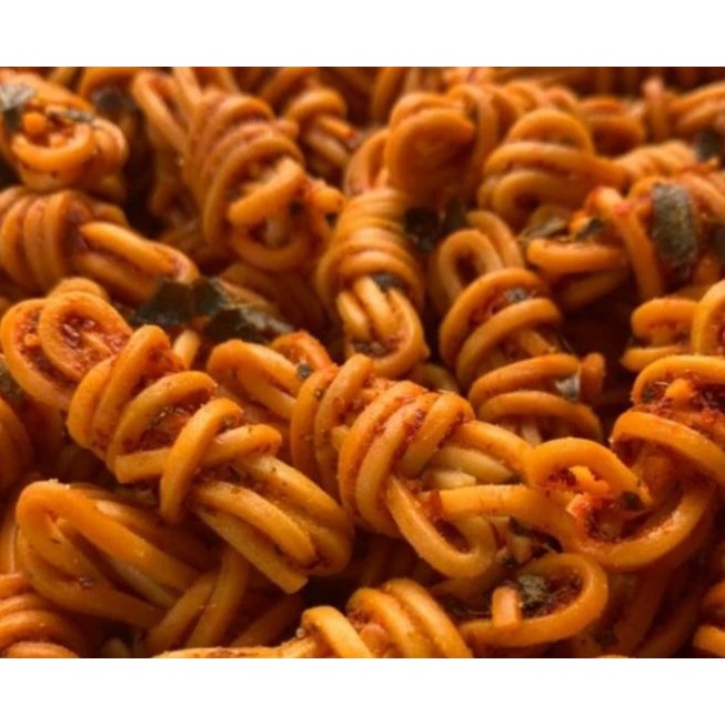 

100 GR MIE GULUNG PEDAS DAUN JERUK, ORIGINAL DAUN JERUK DAN BALADO