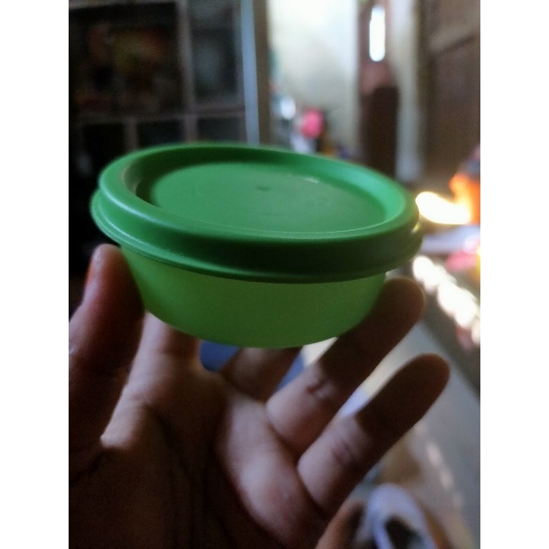 tupperware small round