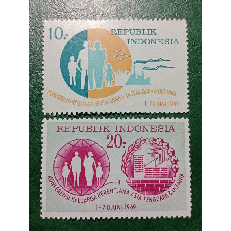 

Prangko Indonesia 2 pcs Konferensi KB Tahun 1969 Un Used
