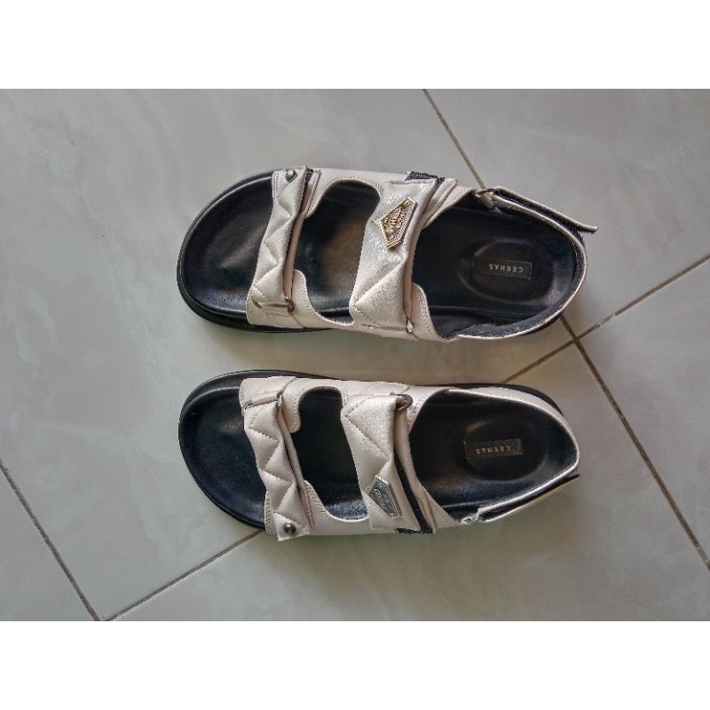sandal cekhas