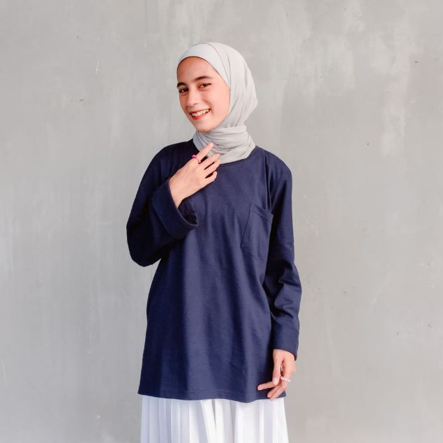 YASHIE KAOS OVERSIZE NAVY