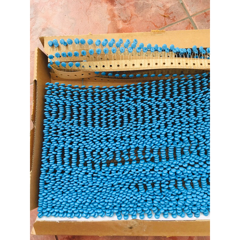 10 pcs kapasitor keramik 681 2kv / ceramic 680pf 2KV