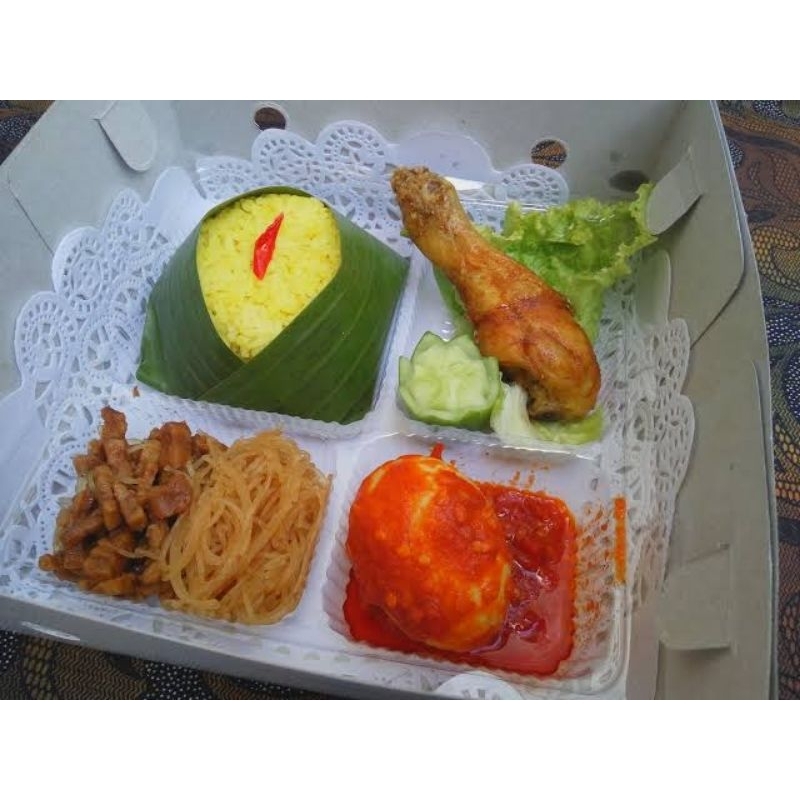 

Nasi Kuning Box Isi 4 Menu Termurah