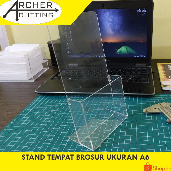 Murah.. Tempat stand brosur organizer meja A6 1/3 f4 single akrilik 87