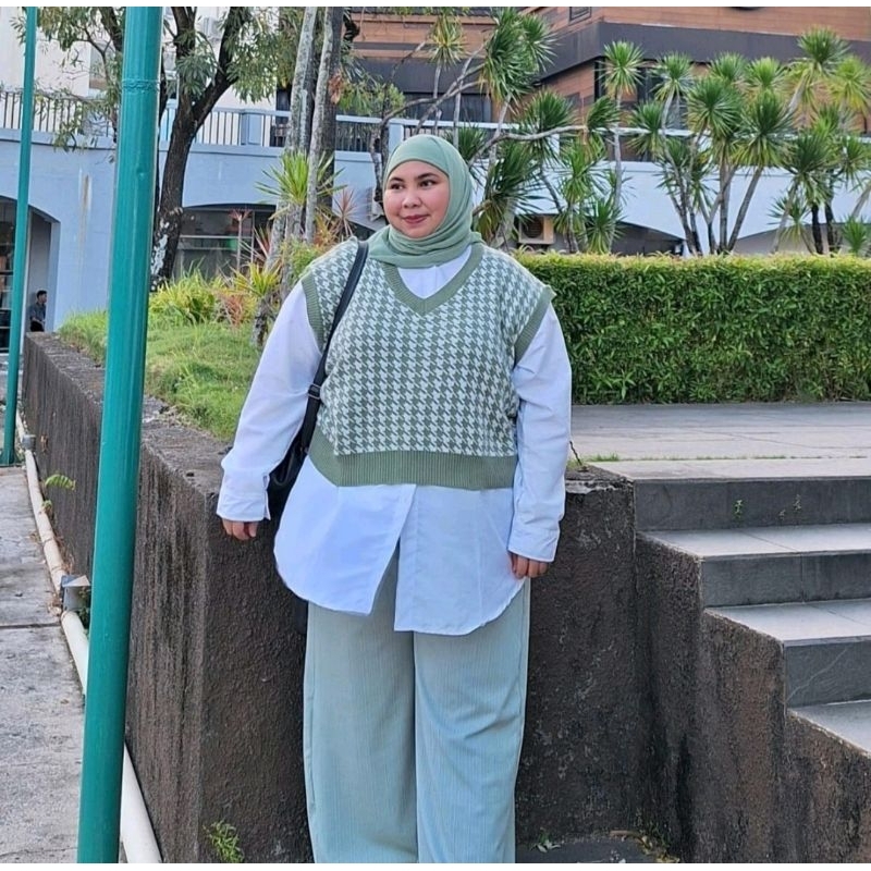 JUMBO VEST RAJUT HOUNDSTOOTH LD140CM LIMITED