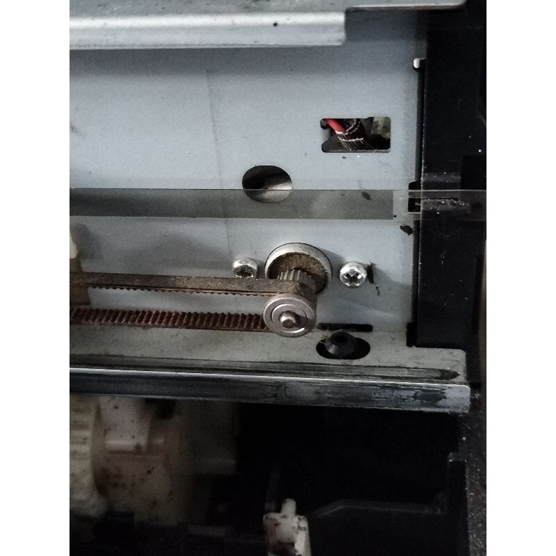 Baut Dinamo / Motor Cariage Unit atau motor Bawah Printer Epson L110 L210 L300 L310 L350 L355 L360 L