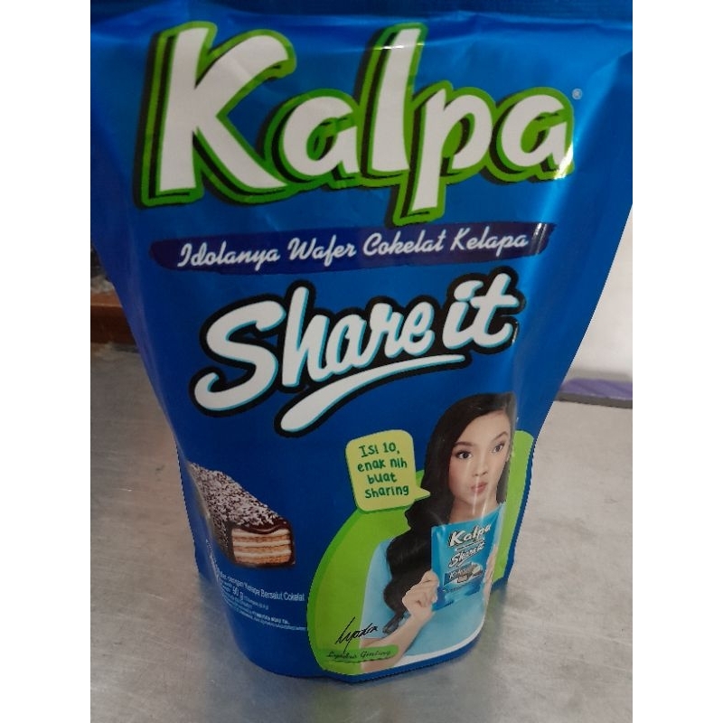 

KALPA WAFER COKELAT KELAPA 90GRAM