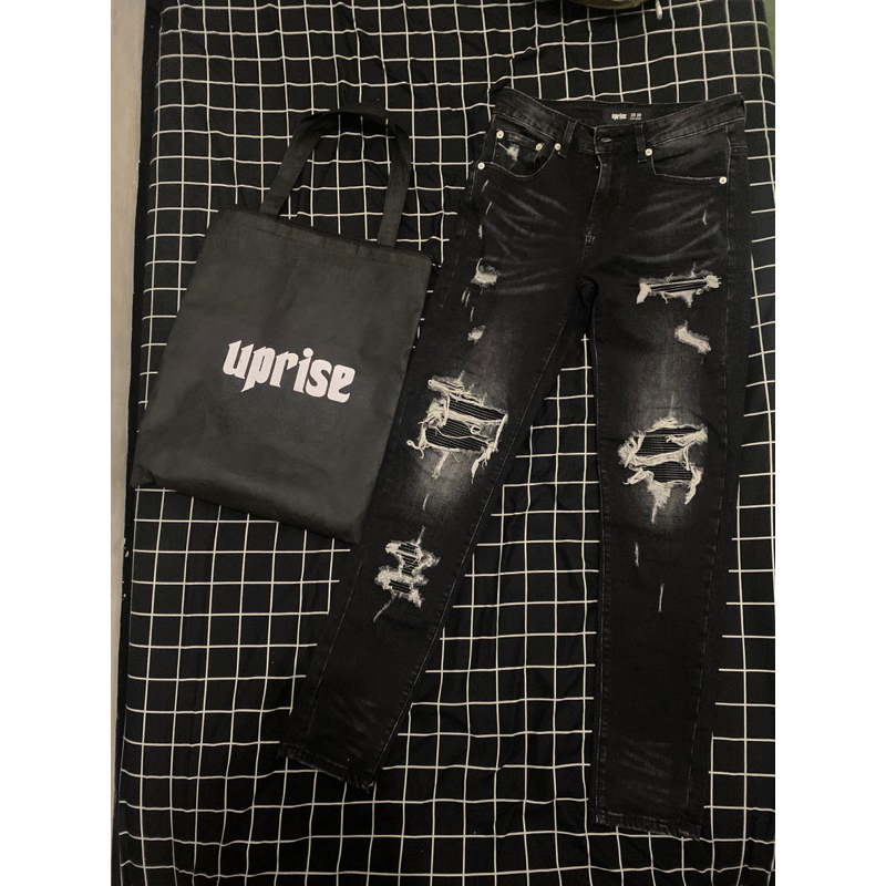 UPRISE SECOND SIZE 28