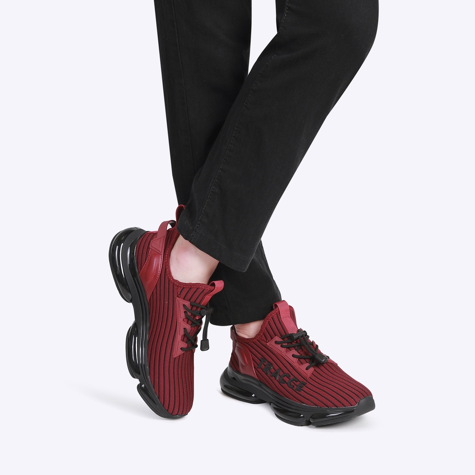 Sepatu sneakers pria men man TRACCE seri VALENTINO sale original 100%