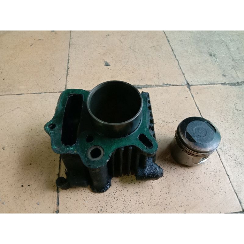 Cylinder Blok Piston Honda C70 Supercup C700 Original