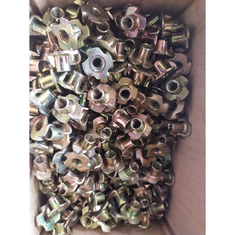 mur tanam cakar Tee Nut M6 / Mur Cakar M6 / Mur Tanam Kayu / T Nut / Mur FurnitureUkuran M6 atau mur