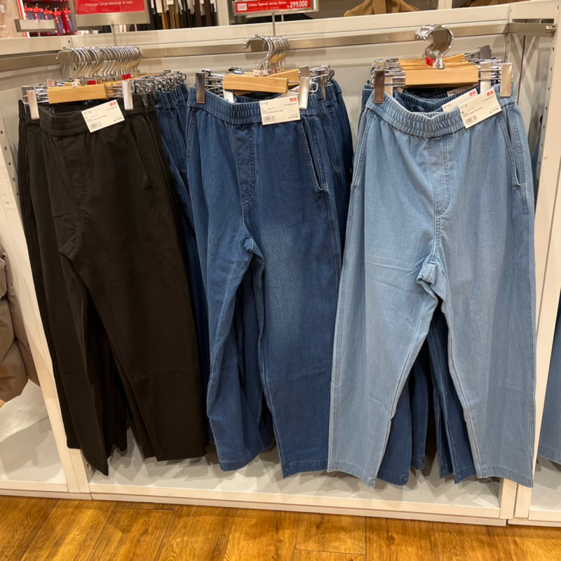 Celana tapered jersey denim uniqlo cewek