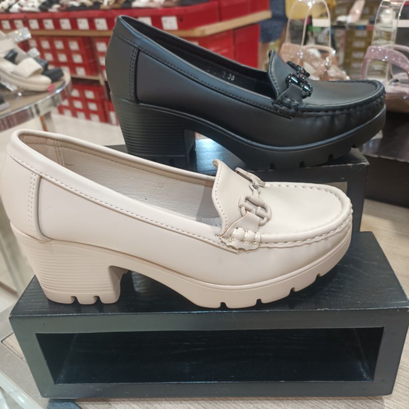 ST MORITZ ‼️ sepatu wanita slip on heels terbaru ringan comfort