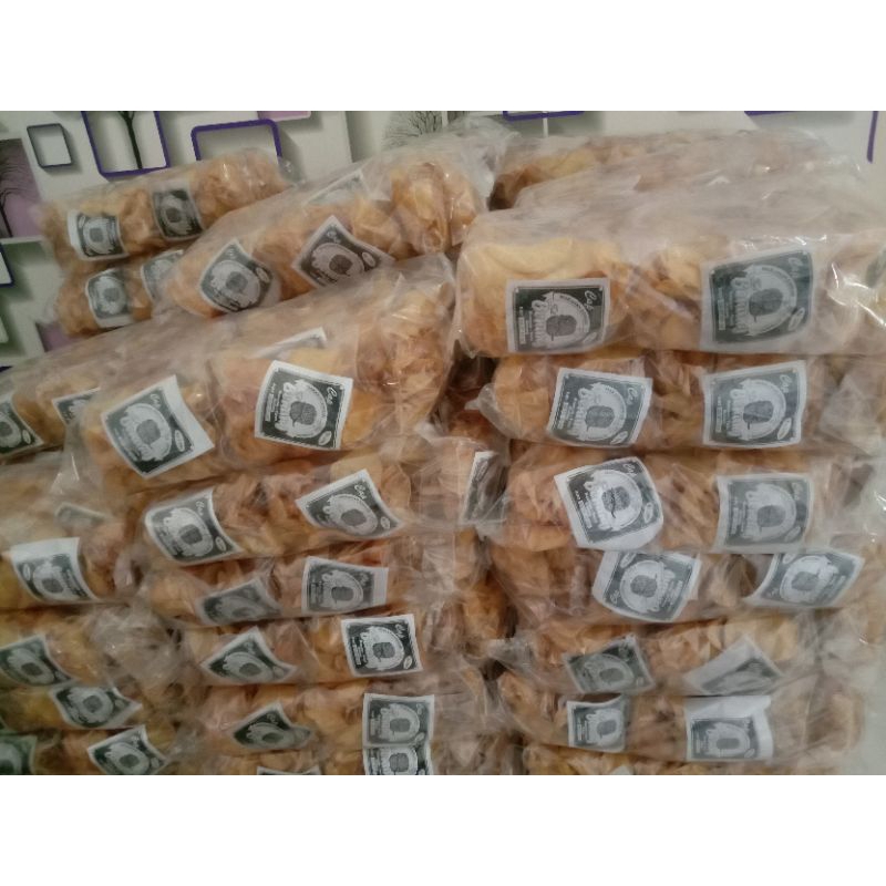 

Kripik Singkong Ketan Cap Tali Benang Khas Turen Malang Rasa Ori Bawang isi 10pcs