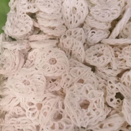 

krupuk mawar mentah